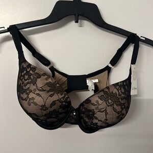 $53 & FREE SHIPPING! Le Mystere lace perfection push up bra 34DDD (DISCONTINUED)